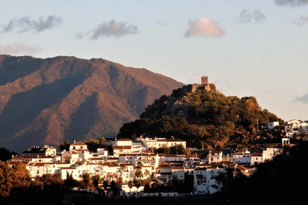Casa Rural Sierras De เกาซิน ภายนอก รูปภาพ